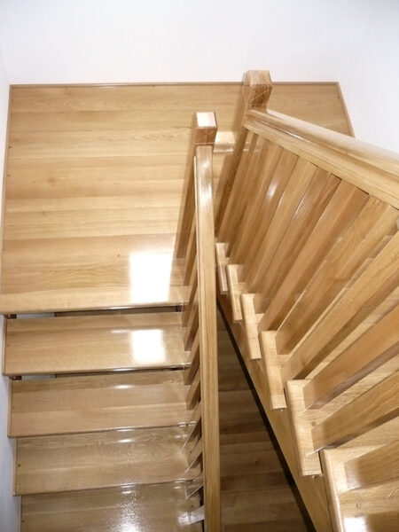 Scară interioară S010